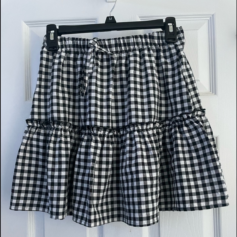 Mini skirt - Picture 2 of 2